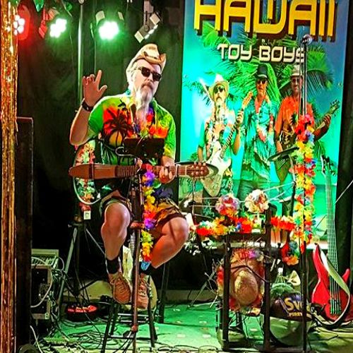 Hawaii Toy Boys i Mullsjö. Afterbeach och trubadur