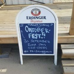 Tyrolerfest på Strandbaren Vita Sand i Åsa 1 Oktober Toy Boys Oktoberfest Oktober Toy Boys