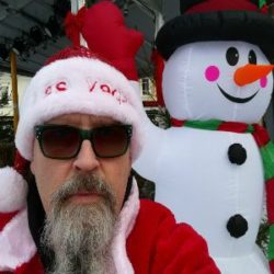 Scumtomten rockar loss